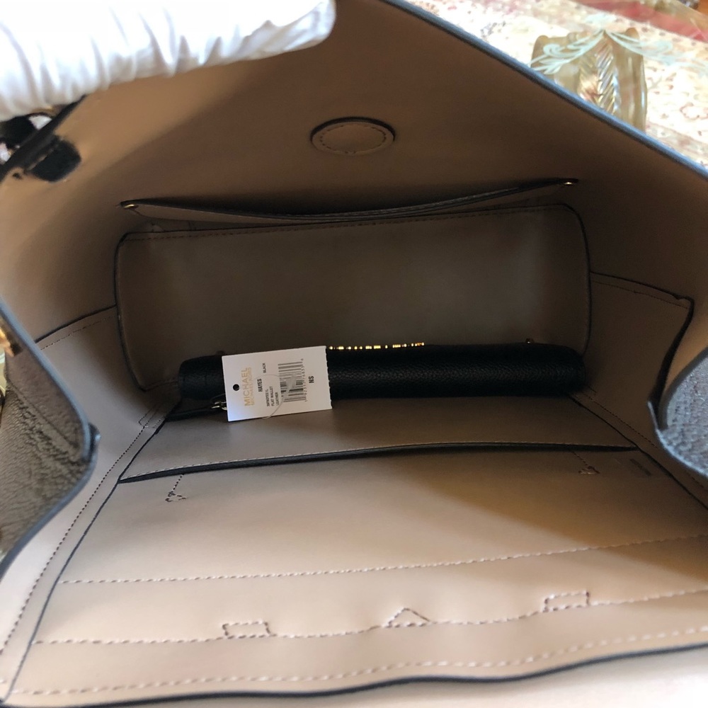 Michael Kors Hayes backpack&wallet weekend sale - Picture 7 of 8